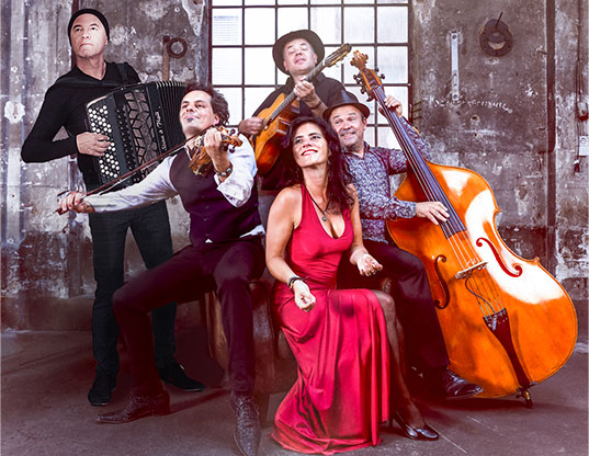  Foaie Verde Band picture